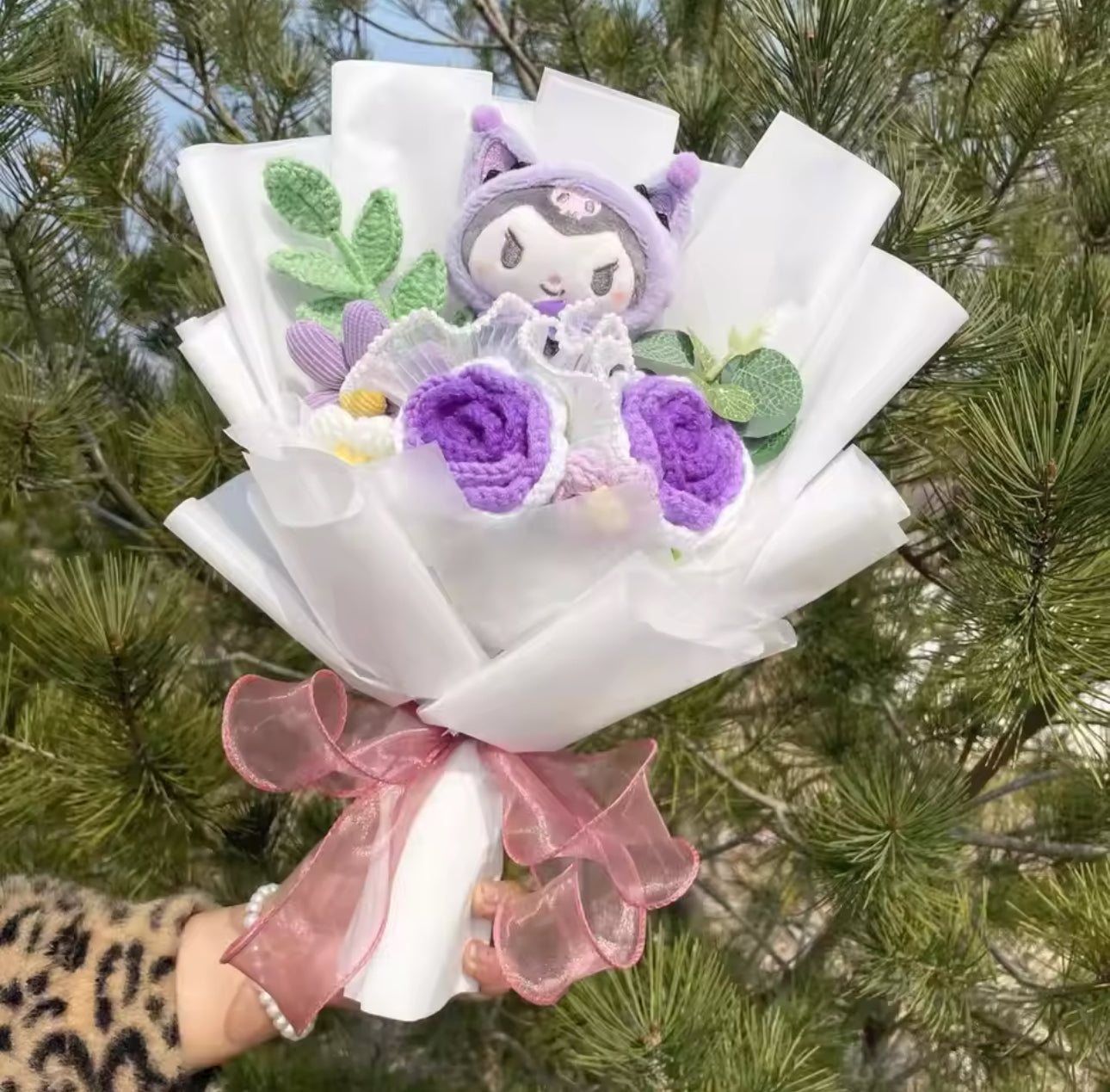 Ku-romi Purple - White Vail Flower Bouquet