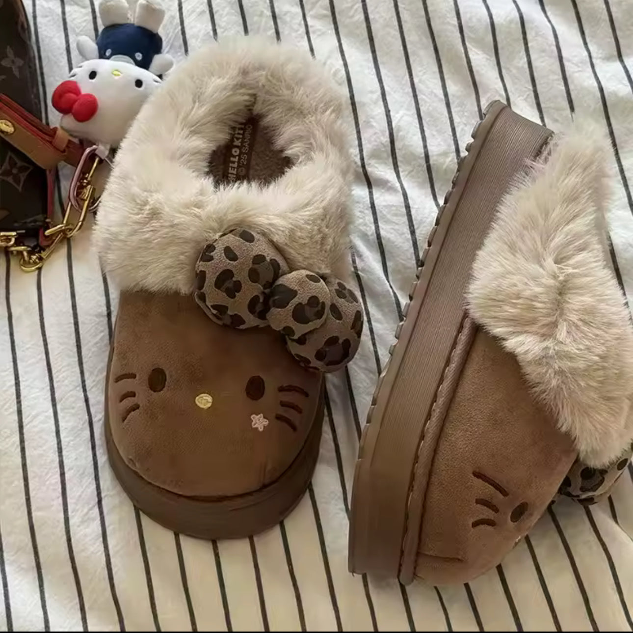 Viral HK Fluffy Slippers