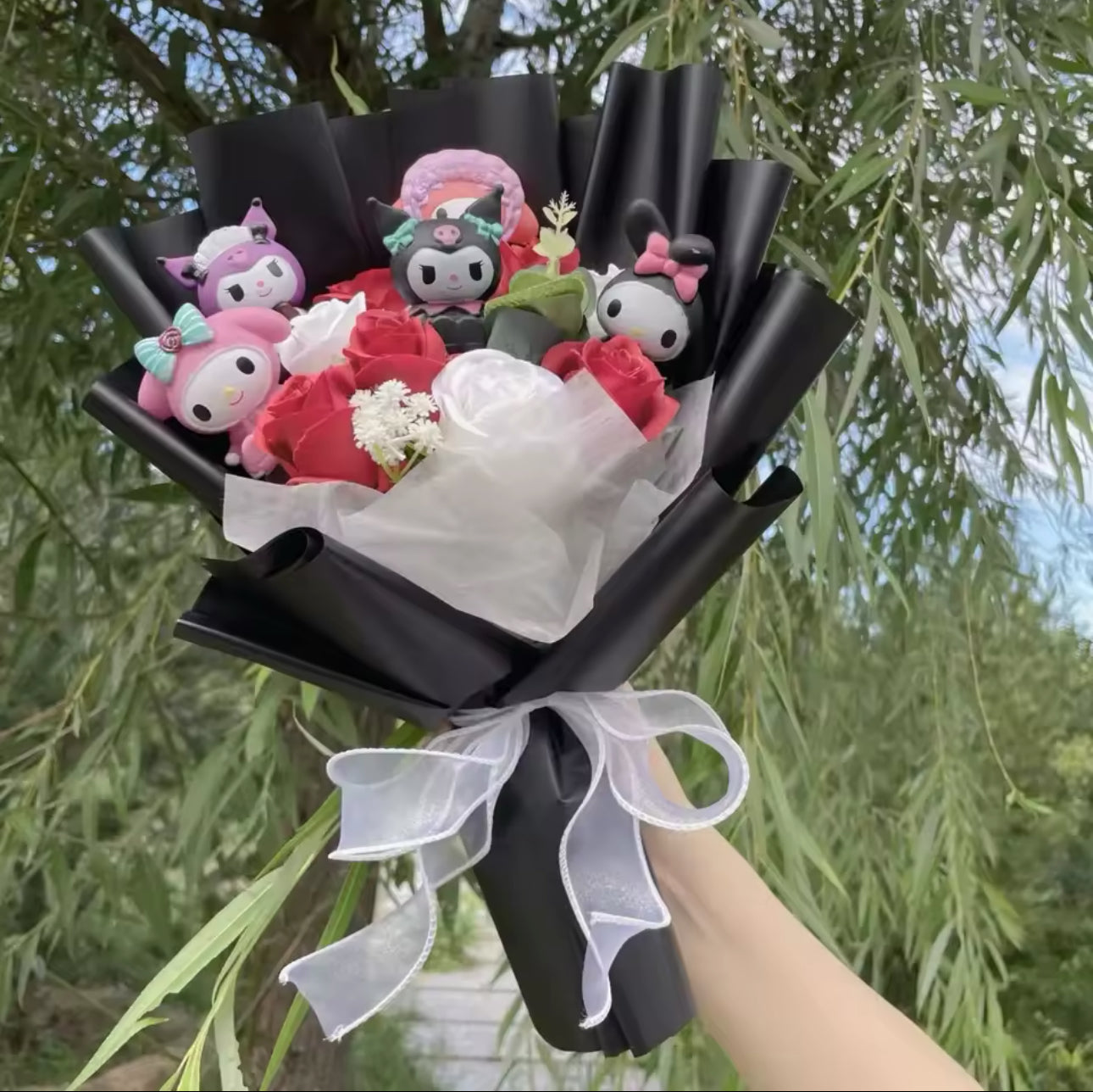 HK Black Vail Flower Bouquet