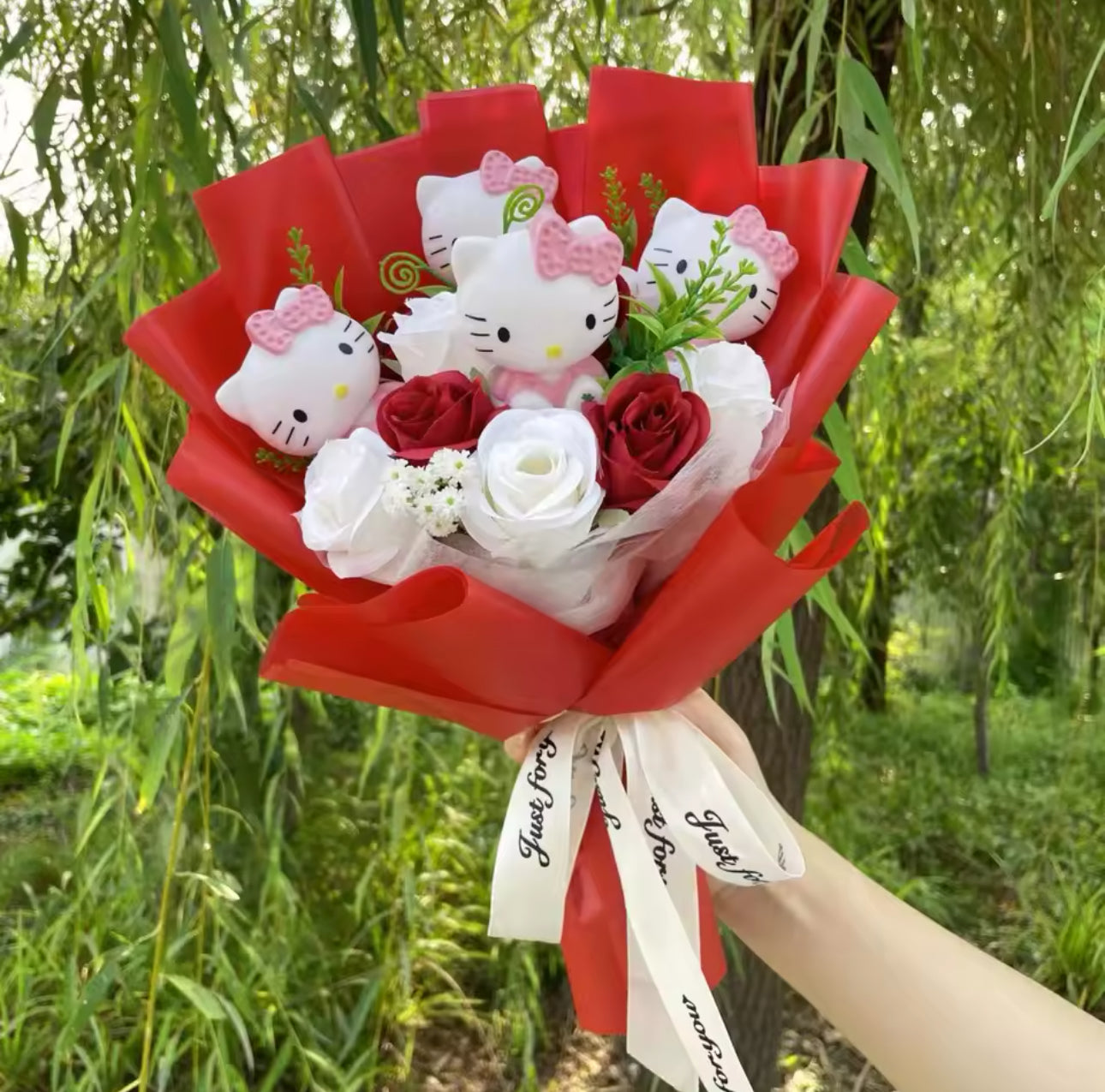 HK White Flower Red Vail Flower Bouquet