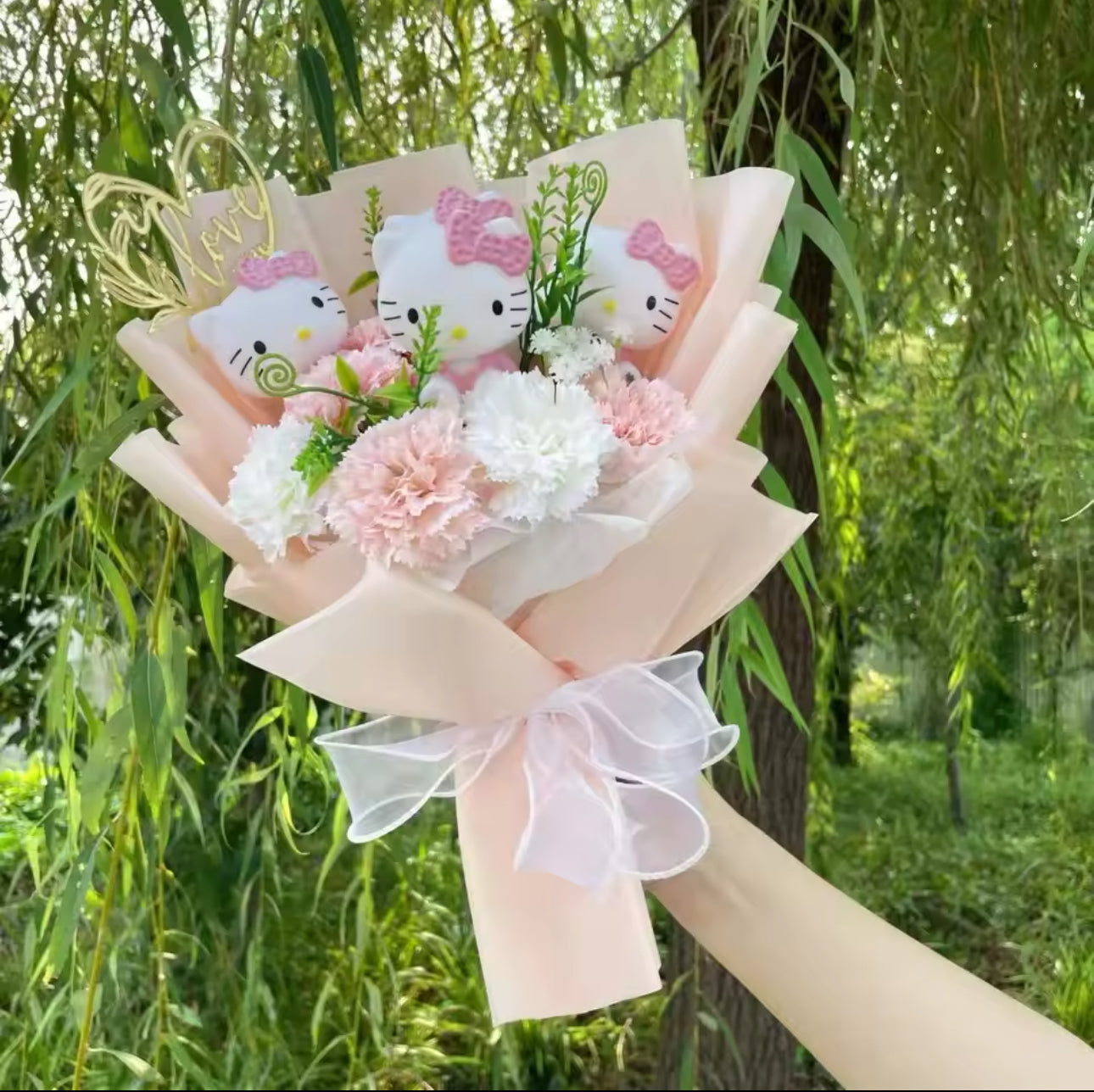 HK “Love” Pink Flower Bouquet
