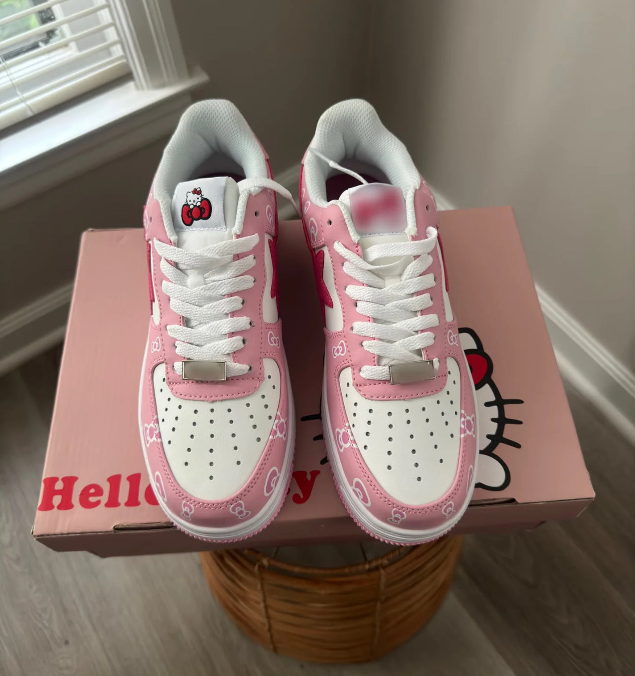 HK Shoes : Free Shipping WorldWide