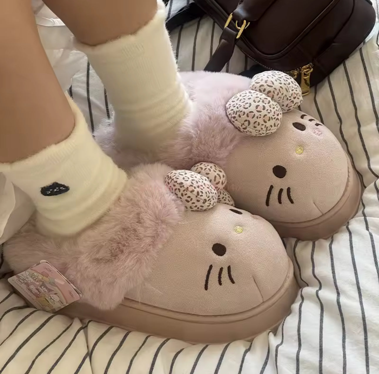 Viral HK Fluffy Slippers