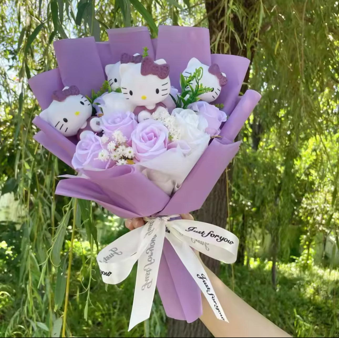 HK  Purple Flower Purple Vail Flower Bouquet
