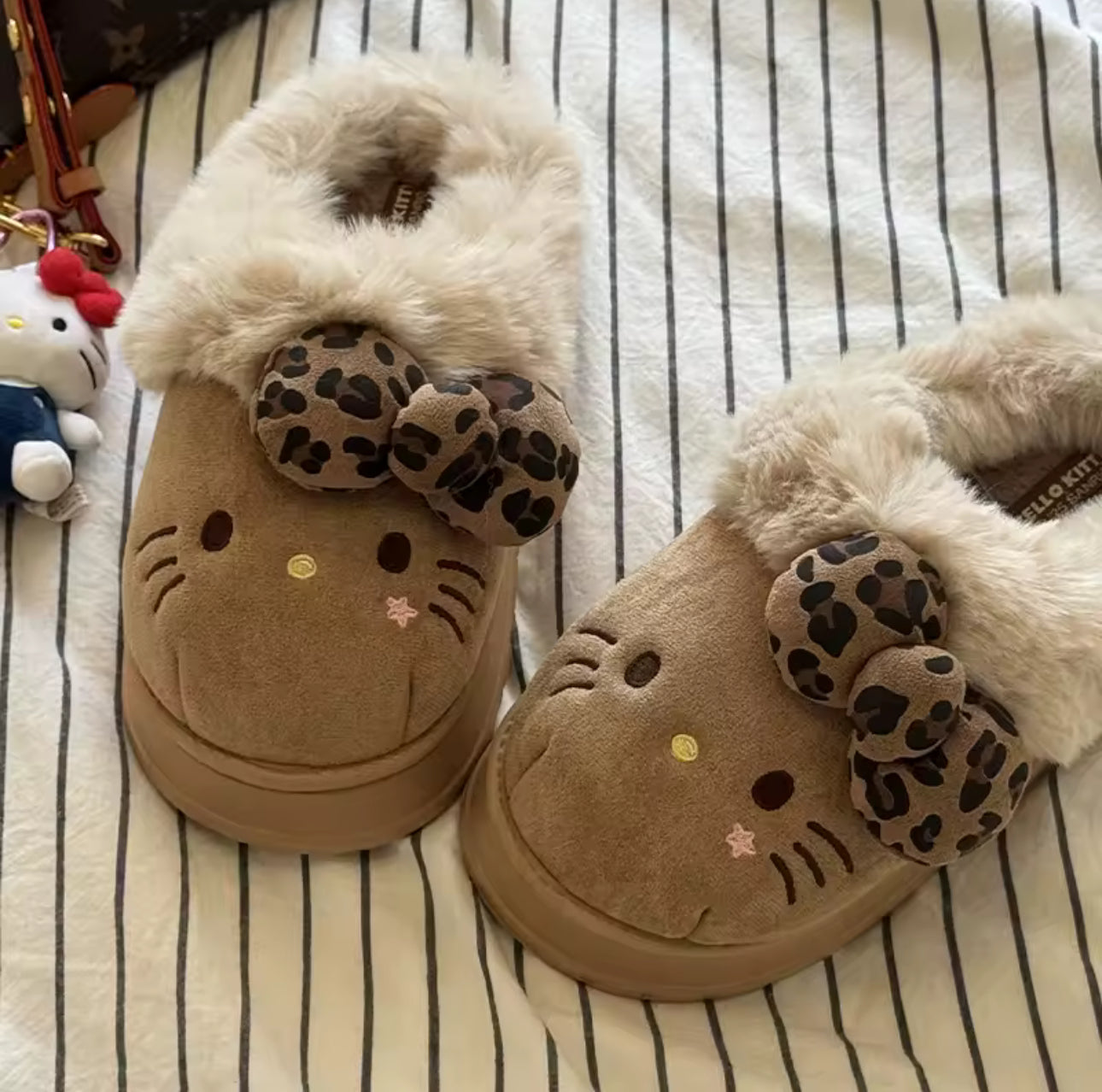 Viral HK Fluffy Slippers