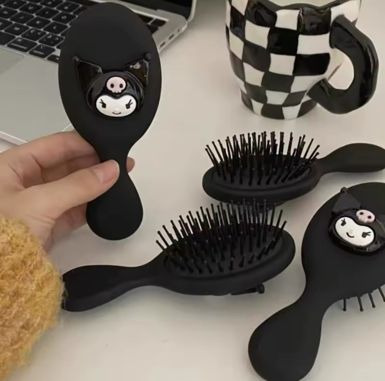 HK Comb